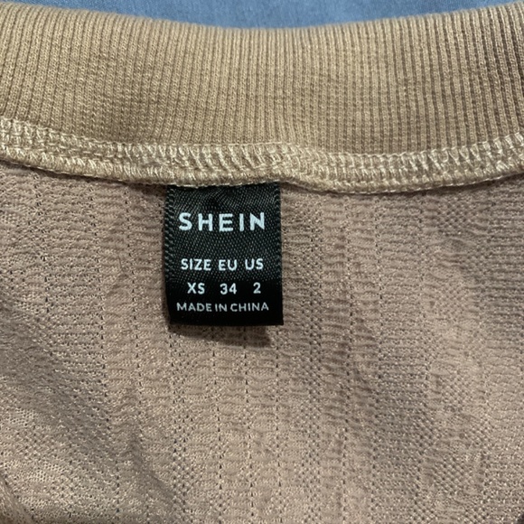 XS Tan Collared-Tank - Picture 2 of 3